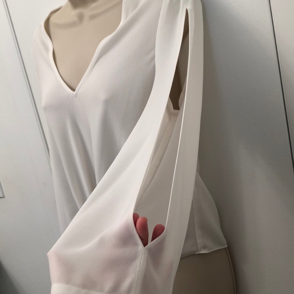 Rachel Roy // sheer white blouse 🤍 - Picture 4 of 5